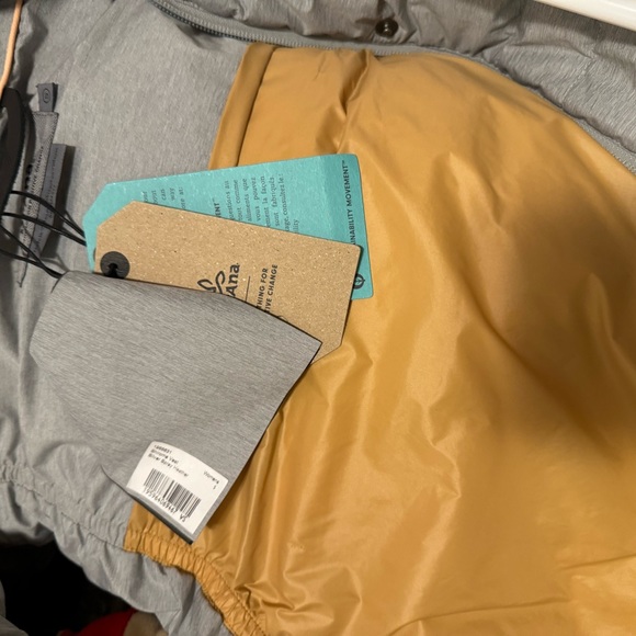 Prana Shiroms Long Puffer Down Vest with Removable Faux Fur Trim- Small - Picture 13 of 16